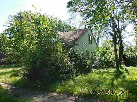 10035 Montrose (2)_m.jpg